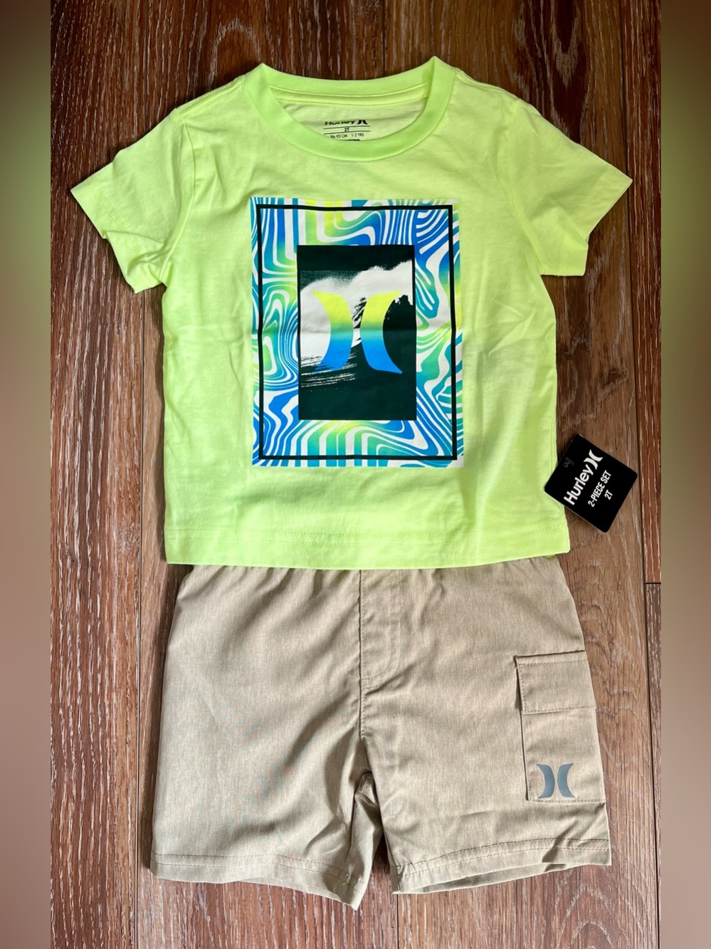 Hurley Toddler Boy Graphic & Short Set Size 2T
